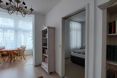 Ferienwohnung Ostseetraum (rechts)