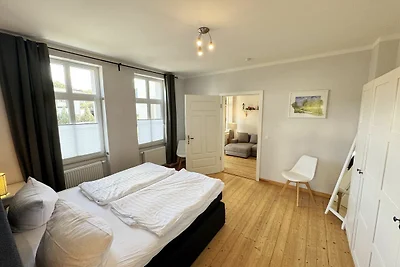 Haus Seestern Whg 2 Rosengarten mit Terrasse,...