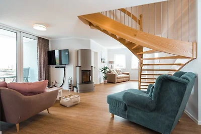 Apartment 6