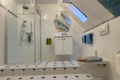 3-Raum, DG, 83m², Balkon