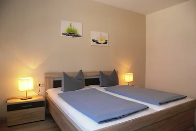 Ferienwohnung mit Terrasse und E- Auto...