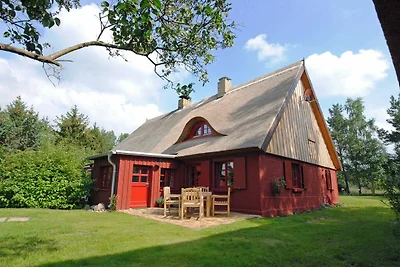 Sauna, Kamin, grosser Garten, Ruderboot, Reet...