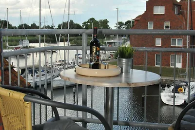FEWO mit Balkon, 1-Raum-Appartement / Seester...