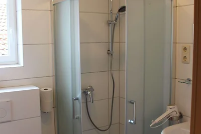 Kategorie E: 2-Raumwohnung für 2 Personen sep...