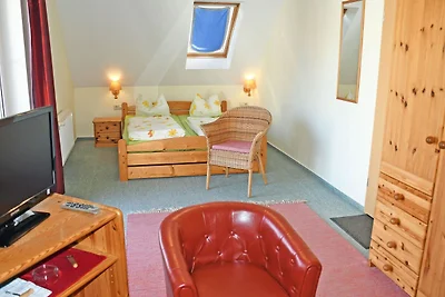 08 Doppelzimmer mit Balkon