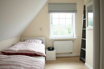 Webstube Hausteil mit Garten