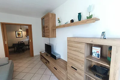 Appartement mit Terrasse 01