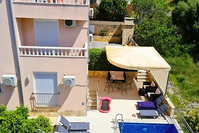 Holiday flat family holiday Okrug Gornji