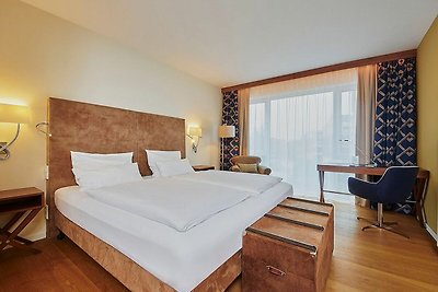Hotel cultural and sightseeing holiday Leer