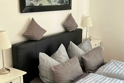 BECHSTEIN APARTMENT