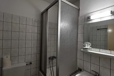 Doppel-/ Zweibettzimmer mit Bergblick 1