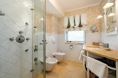 Dörchläuchting (Whg. 2) mit Kinderzimmer