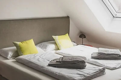 Apartment Vier