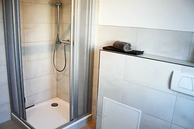 01 Fereinwohnung mit Terrasse EG Dranske