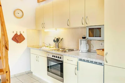 2-Raum-Ferienwohnung, 6 Personen, Balkon, OG...