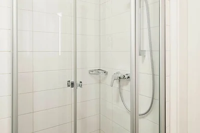 GRA-303 - Ferienwohnung mit Whirlpool und Sau...