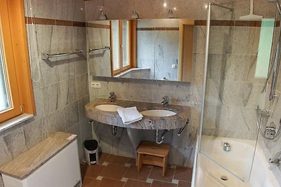 Ferienhaus mit überdachter Sonnenterrasse...