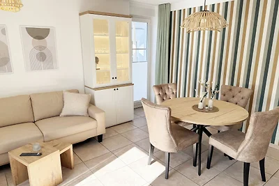 Villa Salus Whg 4 mit 2 Bädern & Balkon