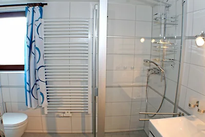 OFI-92 - Modernes Ferienhaus mit 2 SZ (HT)