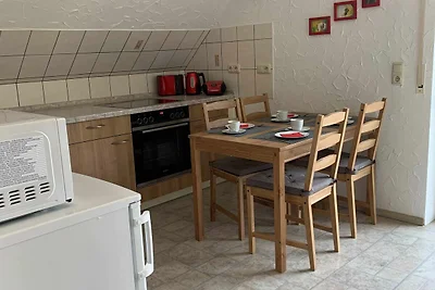 2 Schlafzimmer, Küche, Wohnzimmer, Bad,...