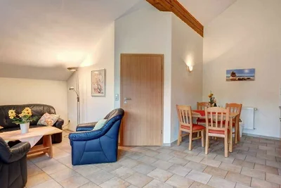 Ferienhaus Zum Sonnenglück, App. 12