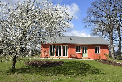 4-Raum-rotes Ferienhaus bis 8 Pers.