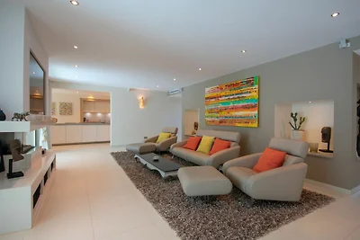 44387 Villa Alegria