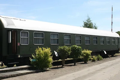 Schlafwagon mit zwei Einzelbetten -603