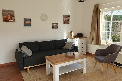 Für 2 Feriengäste mit Garten / Boddenhus