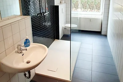 Ferienwohnung Fritz-Büchner-Strasse 33 - Wohn...