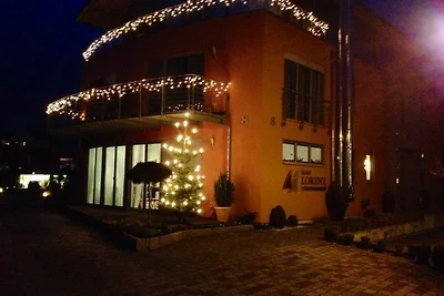 separat stehendes Gästehaus
