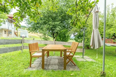 Ferienwohnung mit Bergblick, Parkplatz und...