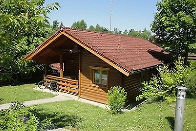 STA-23 - Ferienhaus mit überdachter Terrasse