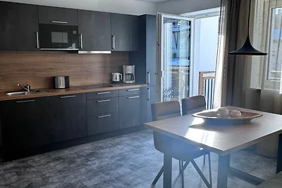 Home 3