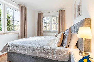 + Fräulein Loddin Karl