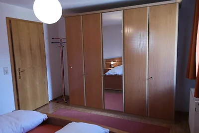 Appartment 1 (2-5)