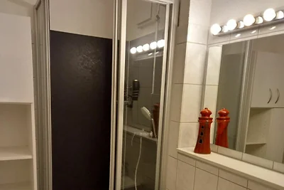 2-Raum (D2) App. 122