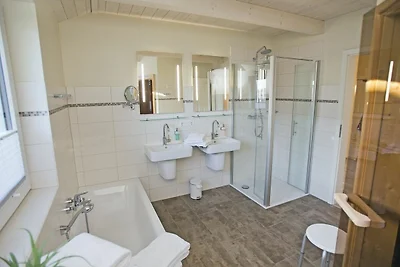 DAG-957 - Freistehendes hundefreundliches Fer...