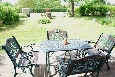 02 Ferienappartement mit Terrasse