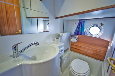 Kormoran 940 - führerscheinfreies Hausboot