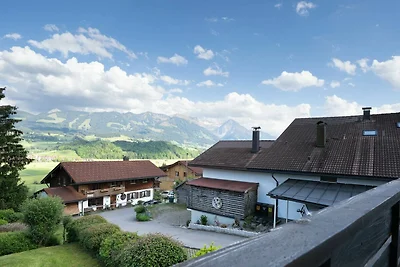 Ferienwohnung mit Bergblick, Balkon und...