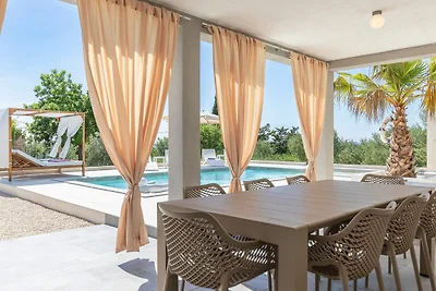 Villa Angelina