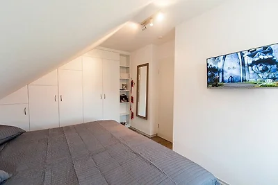 ROB 12 für 4 Personen, ca. 78 qm, Whirlpool