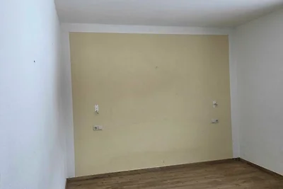 Modernes Ferienhaus mit Blick auf die Alpspit...