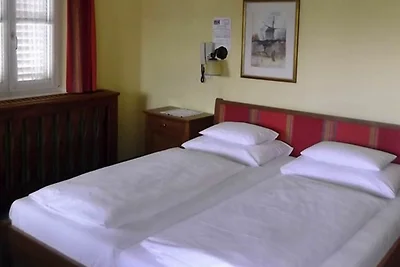 Doppelzimmer mit Balkon 12