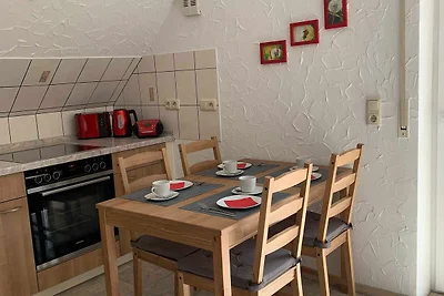 2 Schlafzimmer, Küche, Wohnzimmer, Bad,...