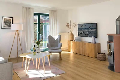 Haus am kleinen Hafen No 1 mit WLAN, Parkplat...