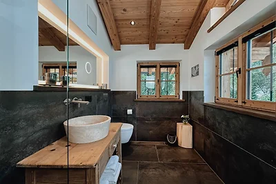 Chalet Alpin mit privatem Whirlpool und Sauna