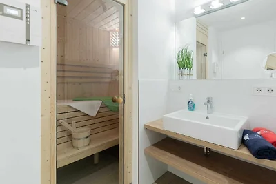 Traumstern 21 zum Strand wenige Meter im Osts...