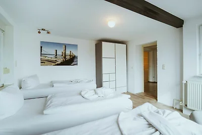 Apartment XL